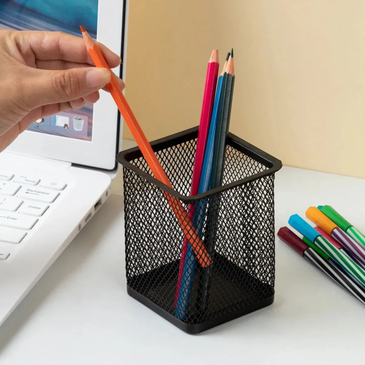 Porte-stylo en Métal Grille Carré — Pot à Crayons Solide pour Bureau